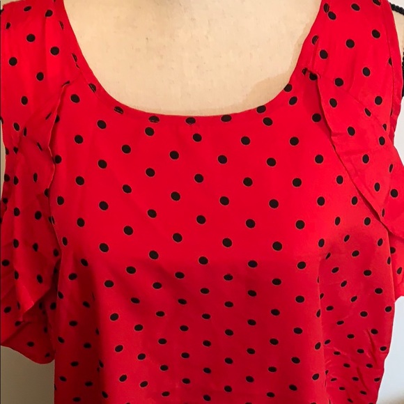 NWT Adorable Live 4 Truth Cold Shoulder Tunic - Picture 4 of 8